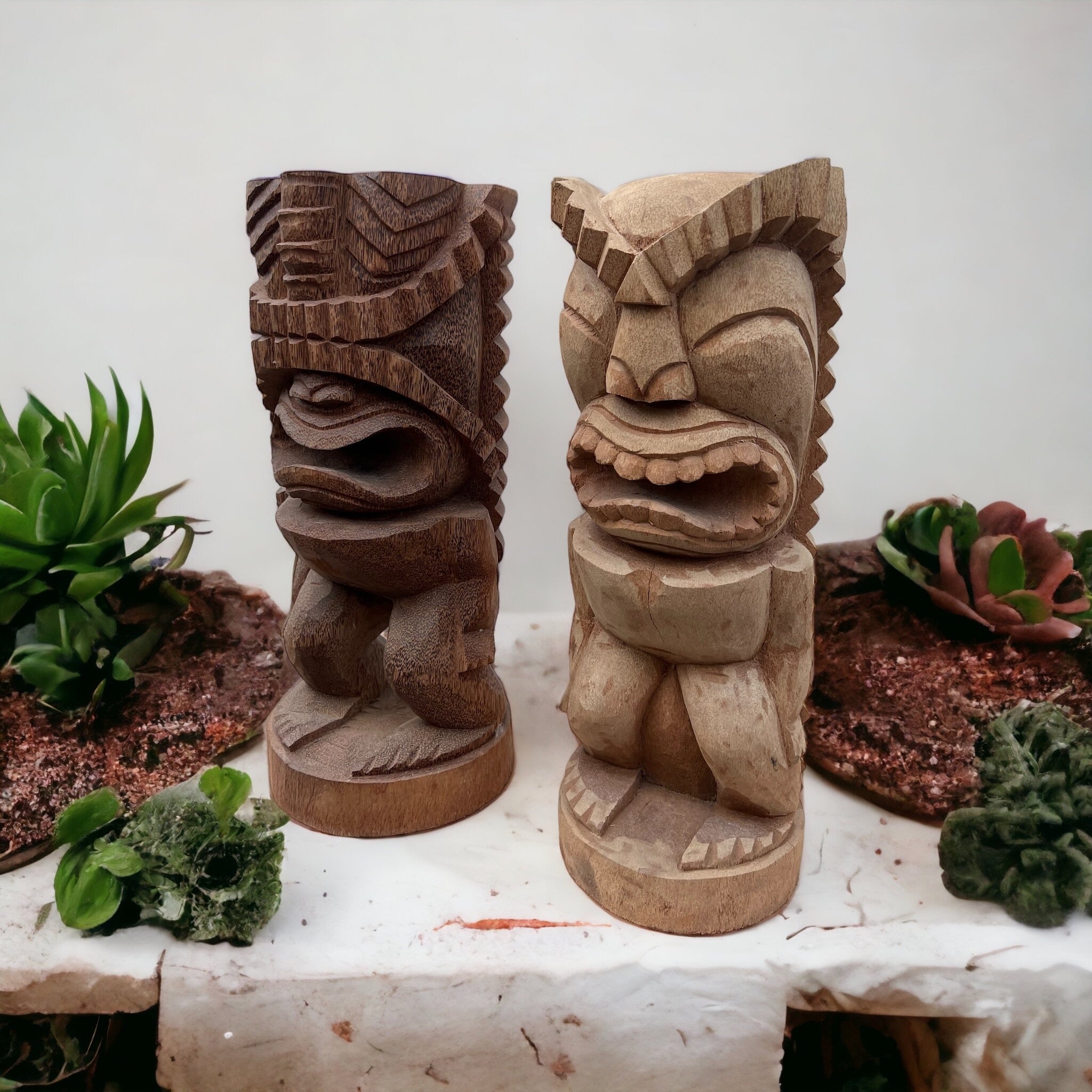 Tiki Figure - Garden Indoor Decoration - Hand-Carved Exotic Sculpture - Palm Wood - 50x19x19 cm