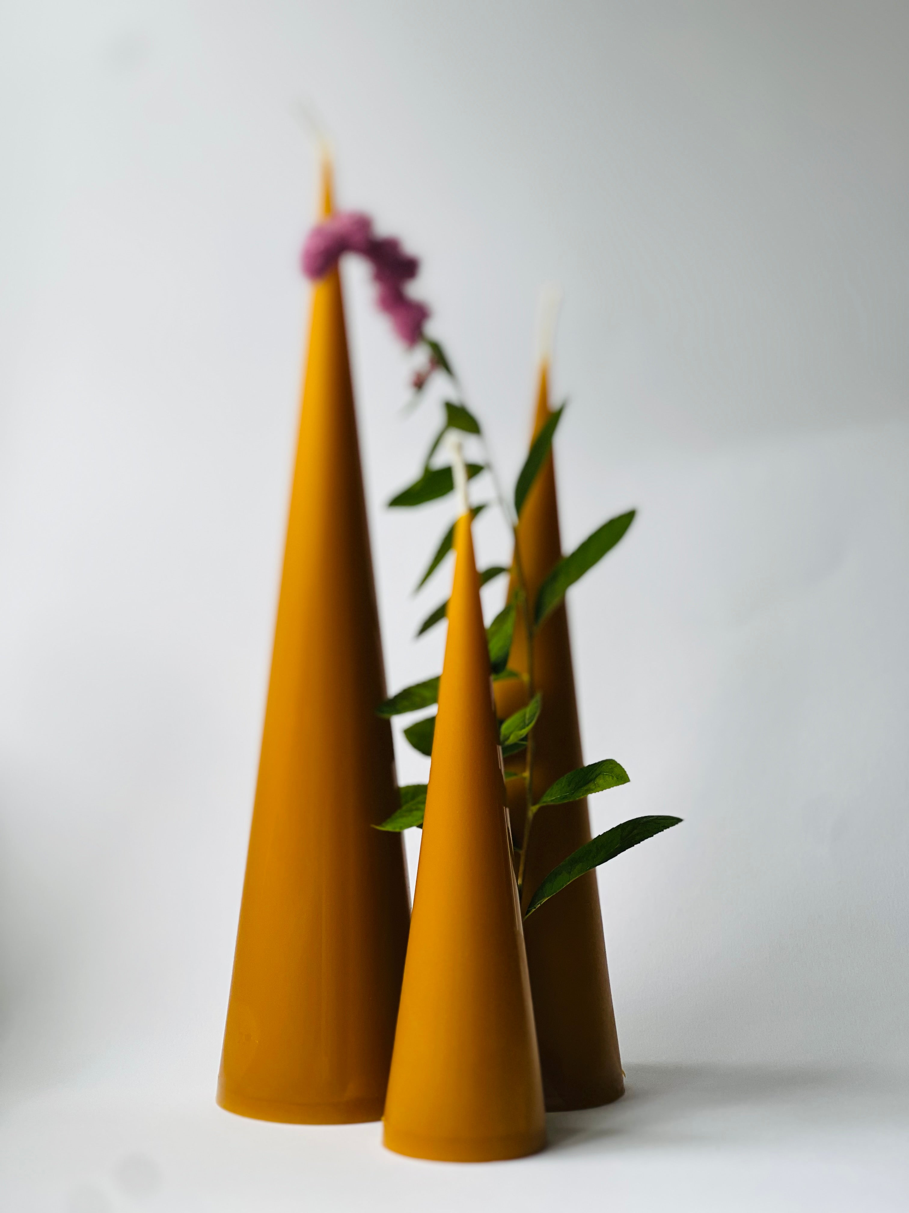 Bougie en cire d'abeille ISTANBUL – Cire d'abeille originale – Coulée à la main – Pour salons et décoration – 3 tailles