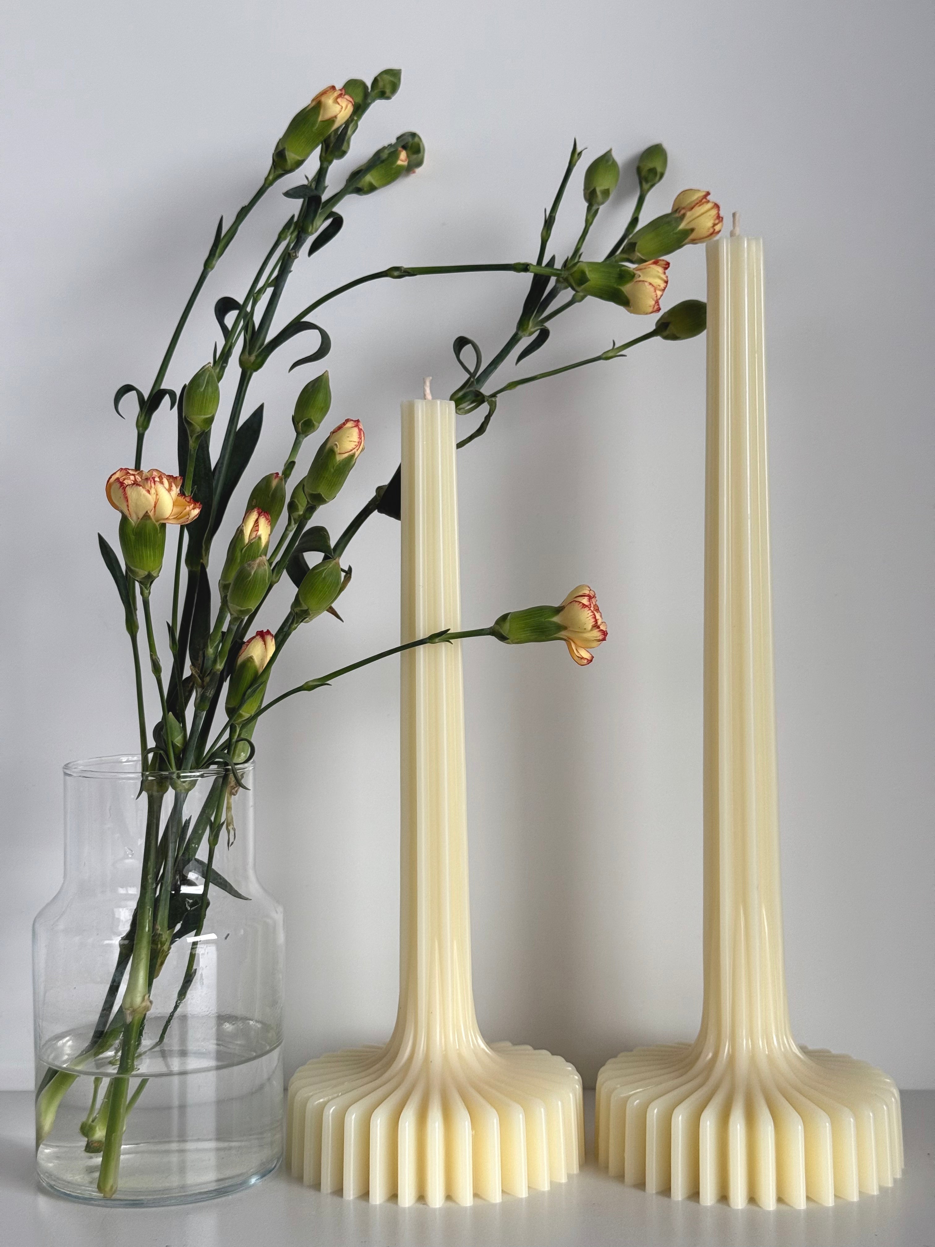 Beeswax candle BERLIN – Pastel colors – Hand-poured – For living rooms & decoration – 4 colors