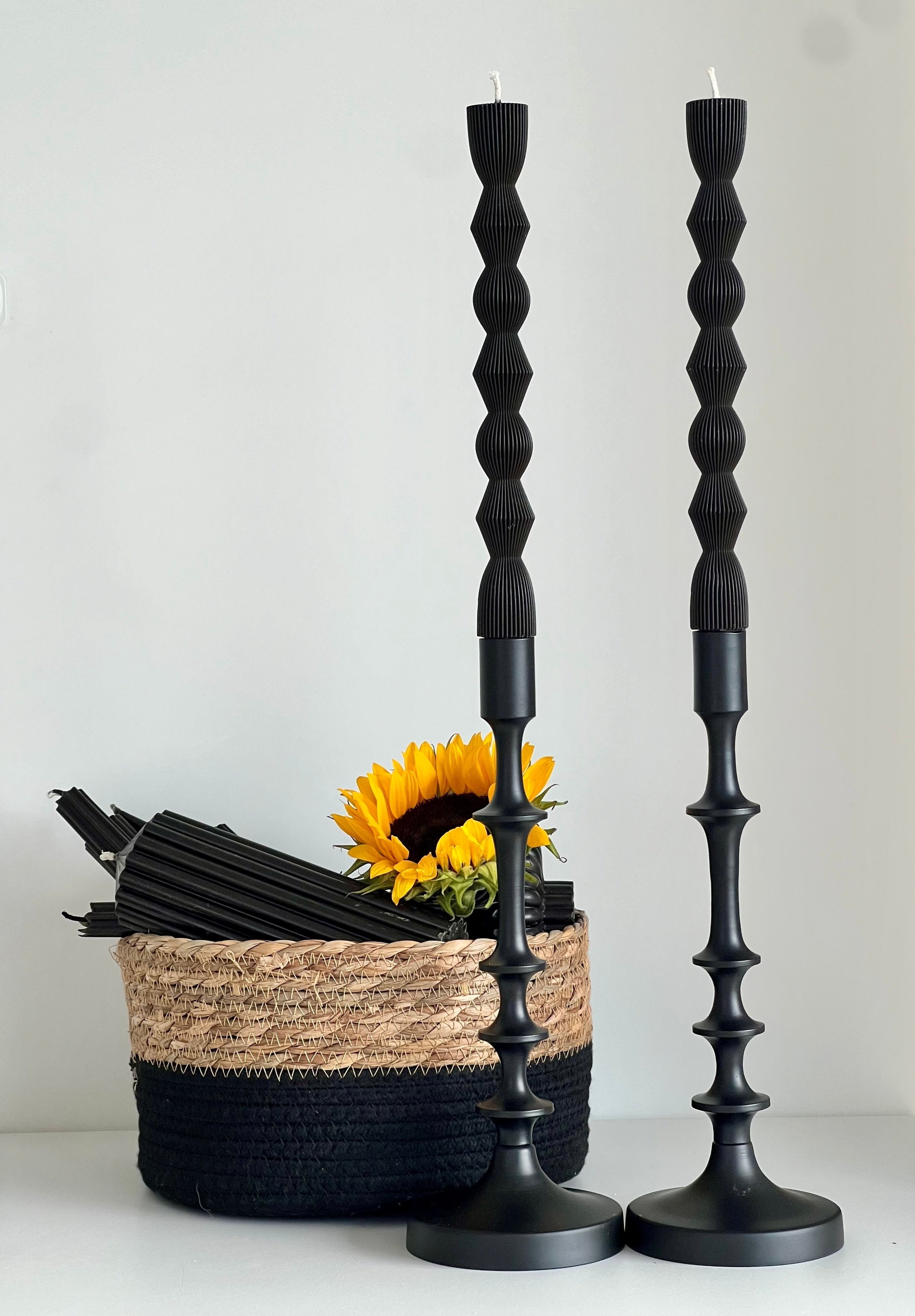 Beeswax candle MADRID – Black – Hand-poured – For living rooms & decoration – 2x or 4x set
