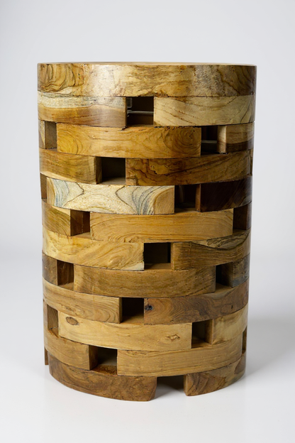 Teakholz Beistelltisch – Handgefertigt im Laminated Block Design - Natürlicher Holztisch aus Teak - Wohnzimmer & Schlafzimmer - 35x35x50 cm