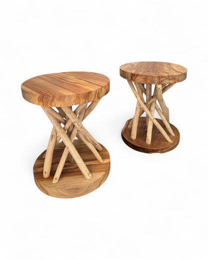 Holz Beistelltisch – Holzhocker Couchtisch – Handgefertigt – Verzweigt aus Suar- und Teakholz – 50x40x40 cm - FaHome
