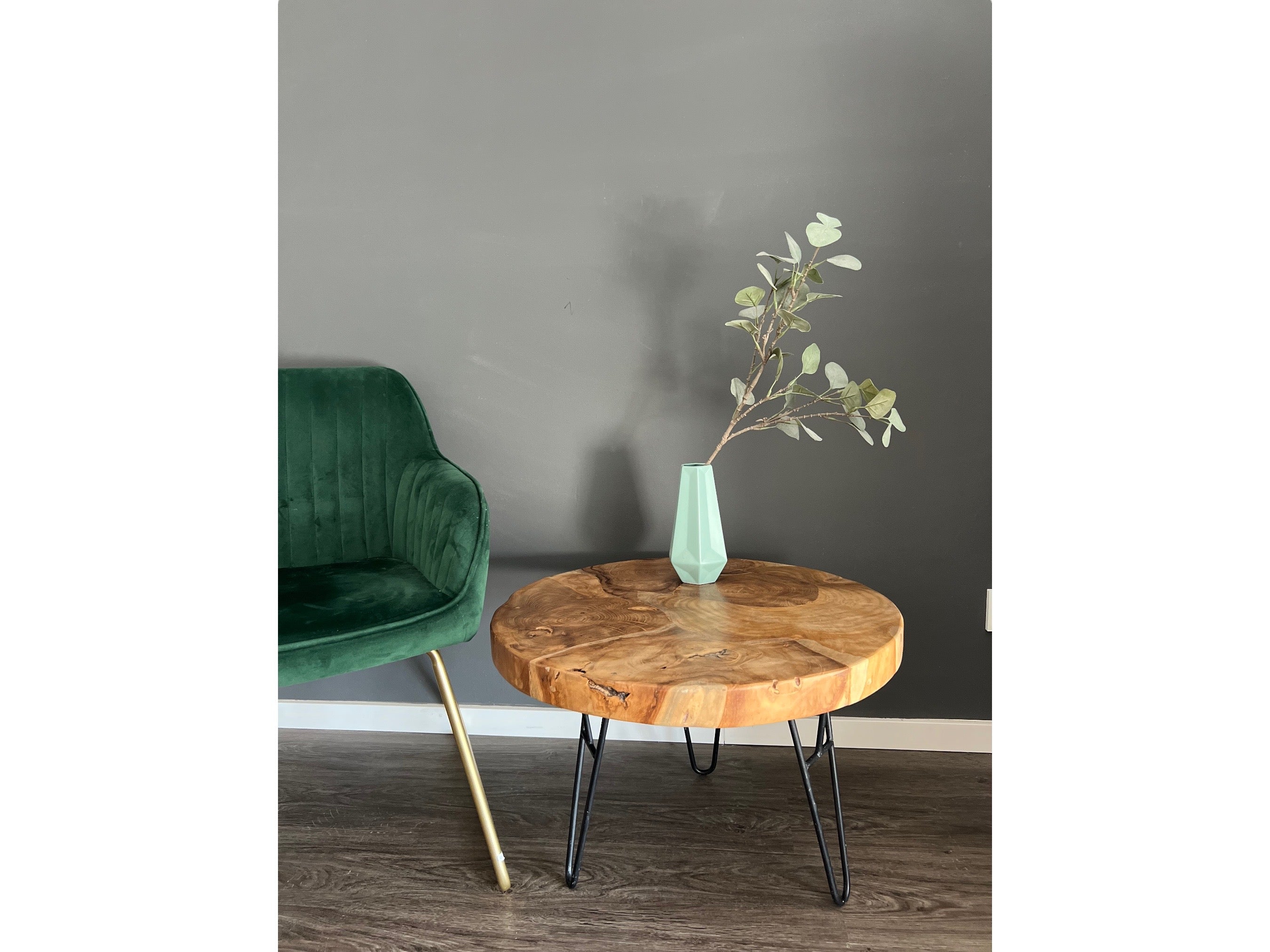 Wooden coffee table – side table – with three metal legs – round made of teak – 60x60x43 cm