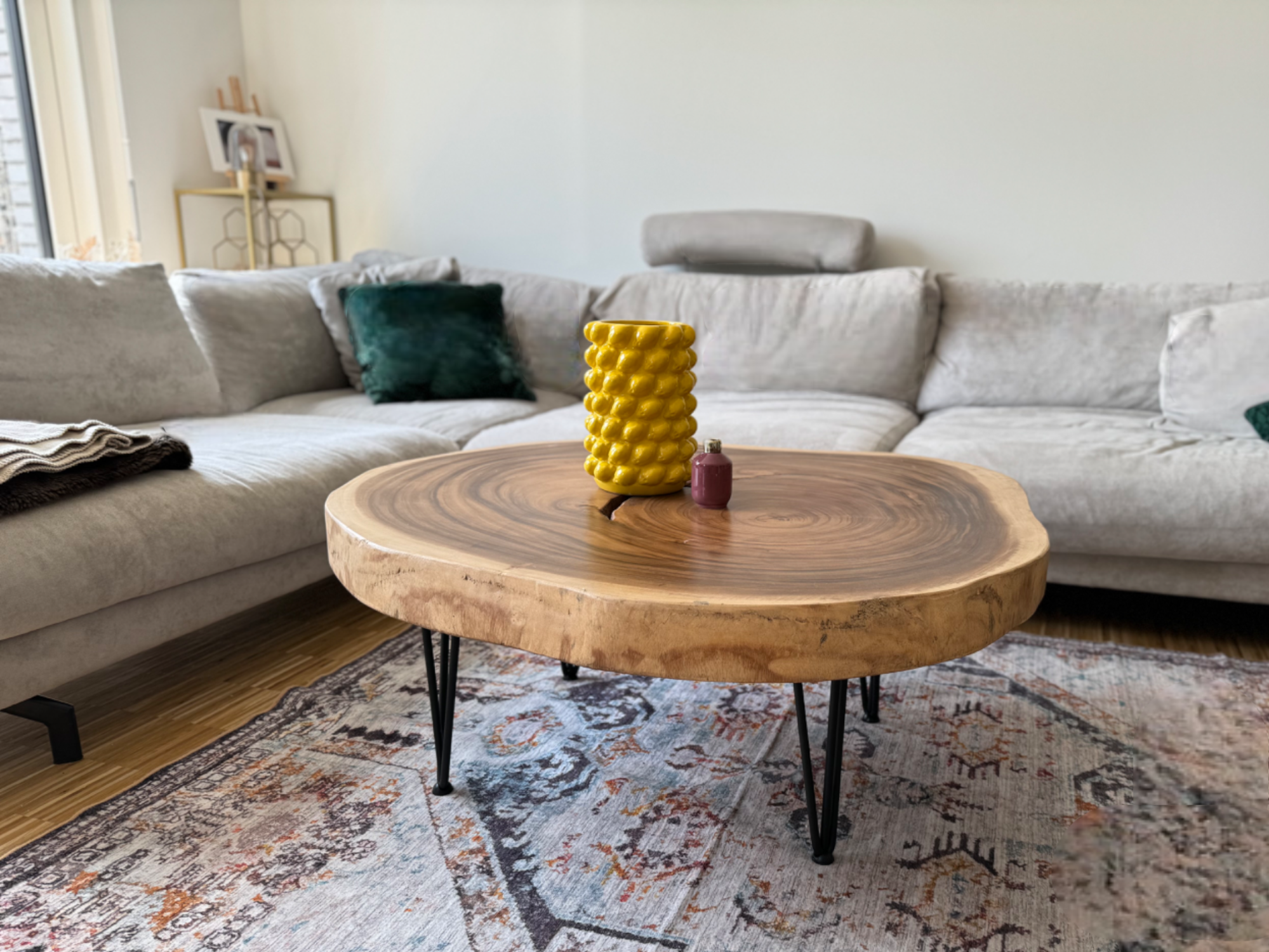Holz Tischplatte – Wohnzimmertisch Couchtisch – Natürliche Formen – Ausgeschnitten aus massivem Suarholz – 115 cm Durchmesser - FaHome