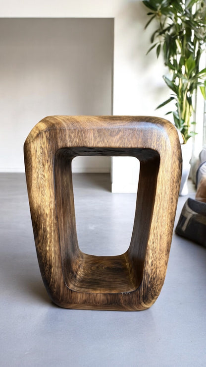 Holzhocker - Beistelltisch Couchtisch - Handgefertigter Flambierter Hocker aus massivem Suarholz- 50x30x40 cm - FaHome