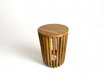 Table d'appoint en teck - table basse tabouret en bois - fabriquée à la main en bois massif - lattes de bois rondes - 50x30x30 cm