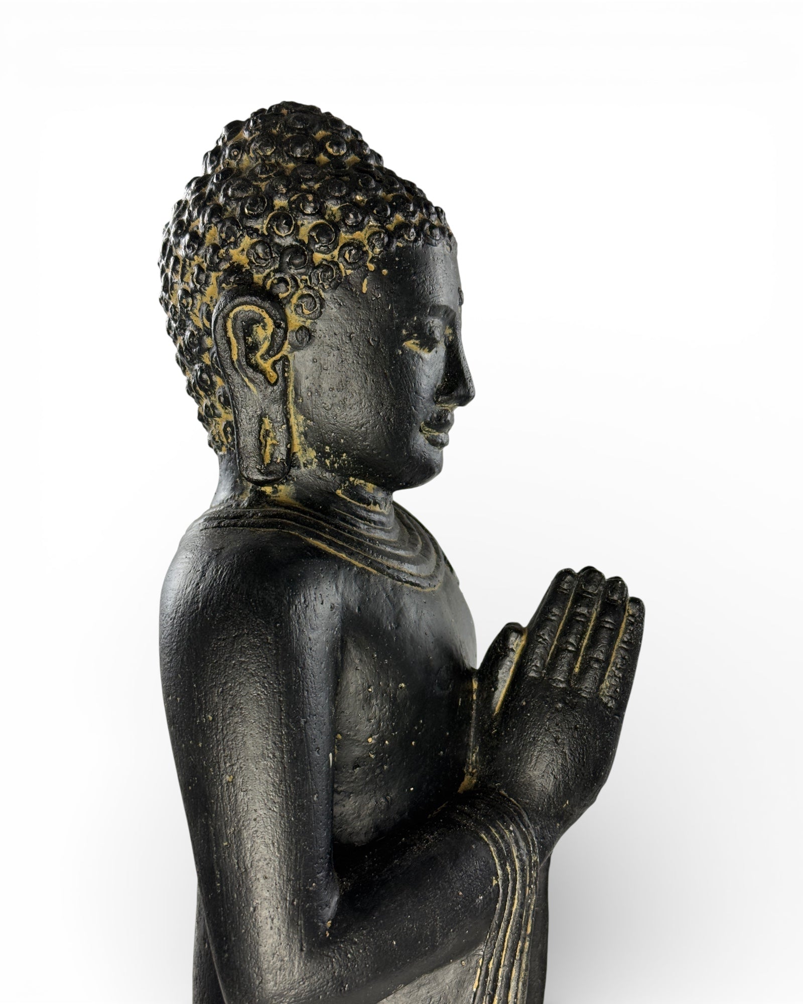 Buddha Figur stehend betend – Garten Terrasse Eingangsbereich Deko – Wetterfest – Stein Statue Namaste schwarz gold – 50x18x16 cm