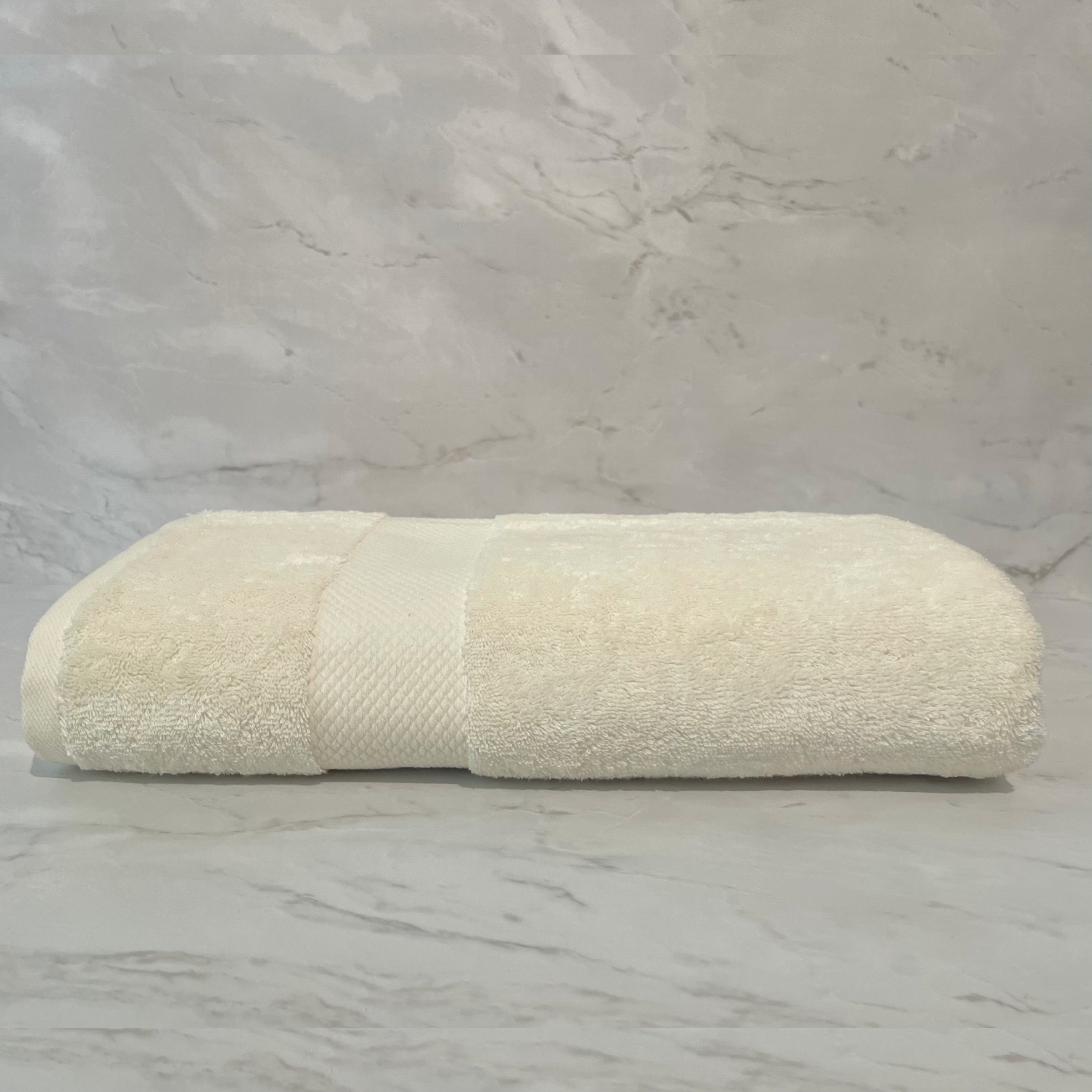Luxuriöse Plush Handtücher - 100 % ägyptischer Baumwolle – herrlich weich - saugfähig und langlebig - verschiedene Größen